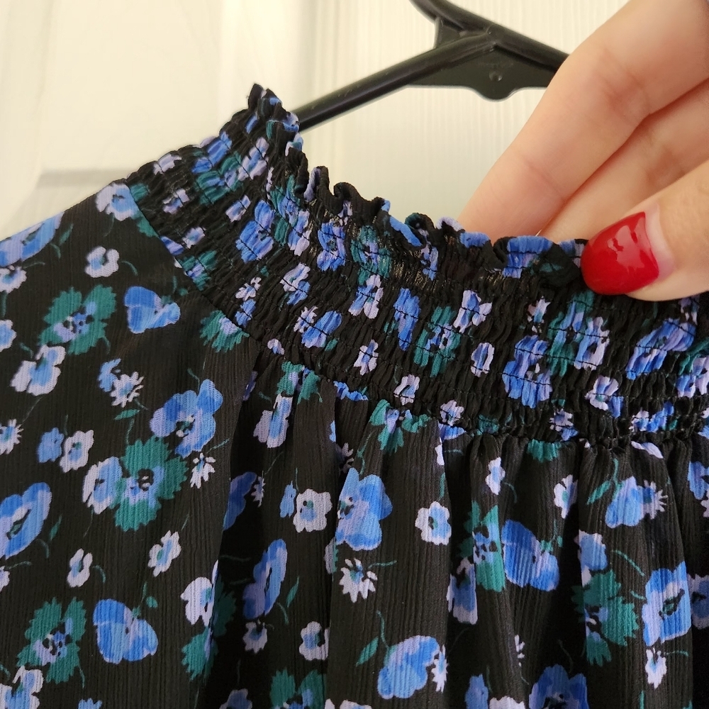 J Crew‎ Mockneck Floral Long Sleeve Blouse Sheer Flowy Size Medium - Picture 5 of 7